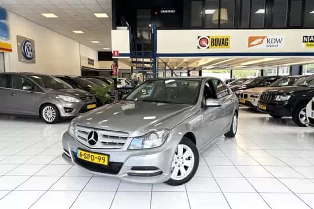 Mercedes-Benz C-Klasse (2013) thumbnail 2