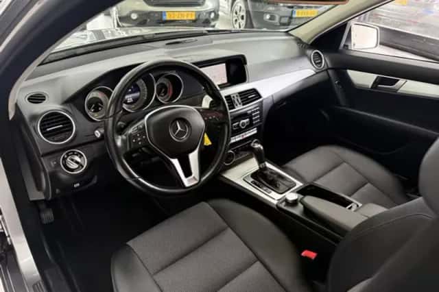 Mercedes-Benz C-Klasse (2013) thumbnail 22