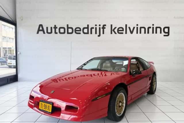 Pontiac Fiero (1988) thumbnail 5