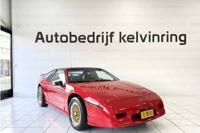 Pontiac Fiero (1988) thumbnail 6