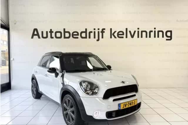 MINI Countryman (2011) thumbnail 3