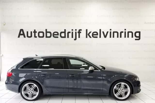 Audi A4 (2009) thumbnail 4
