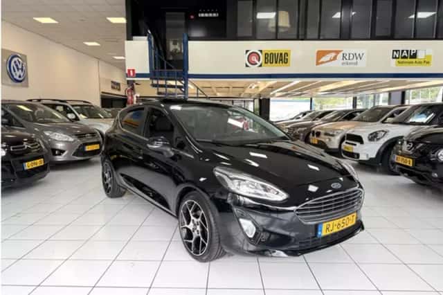 Ford Fiesta (2017) thumbnail 3