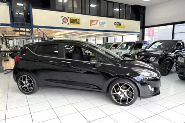 Ford Fiesta (2017) thumbnail 4