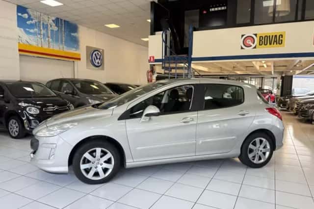 Peugeot 308 (2009) thumbnail 6