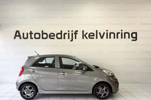 Kia Picanto (2013) thumbnail 4