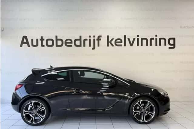 Opel Astra (2012) thumbnail 4