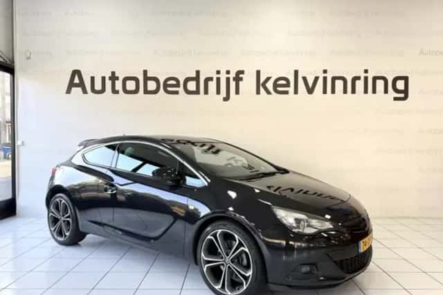 Opel Astra (2012) thumbnail 6