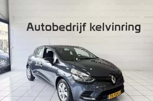 Renault Clio (2018) thumbnail 3