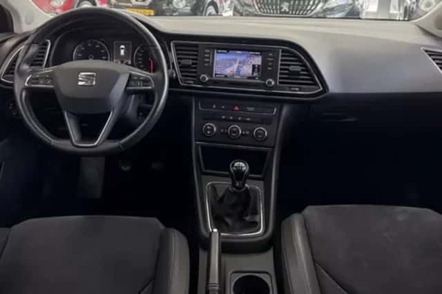 SEAT Leon (2014) thumbnail 4