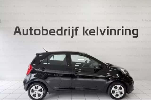 Kia Picanto (2013) thumbnail 5