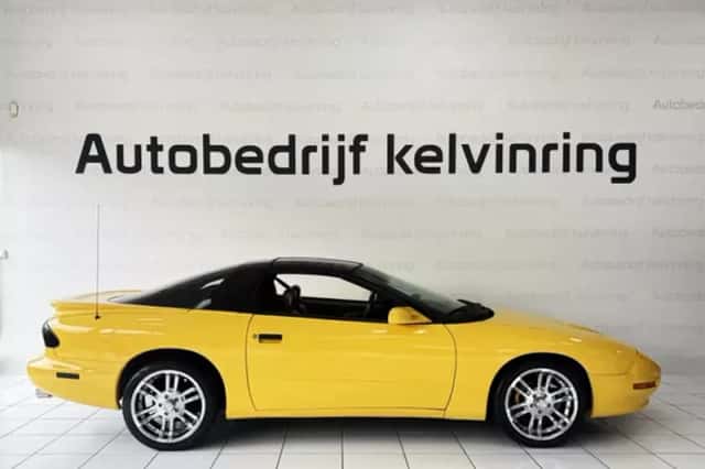 Pontiac Firebird (1994) thumbnail 4
