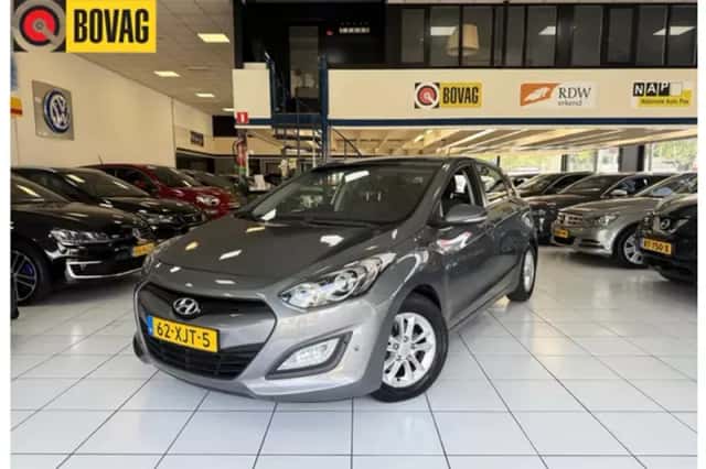 Hyundai i30 (2012) thumbnail 1