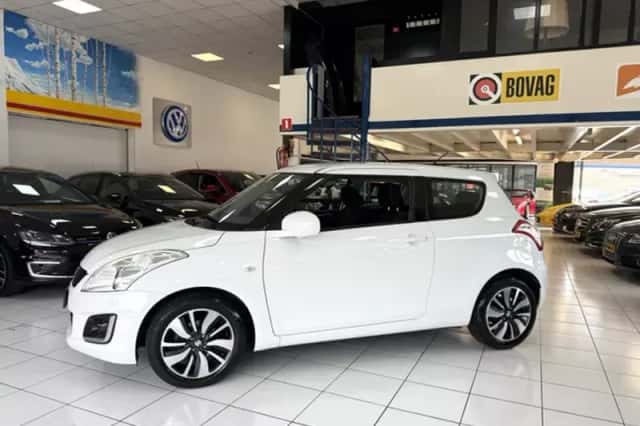 Suzuki Swift (2013) thumbnail 6
