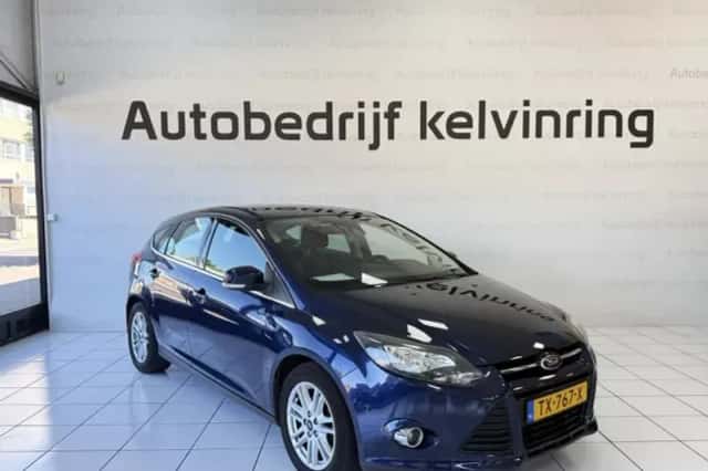 Ford Focus (2013) thumbnail 3