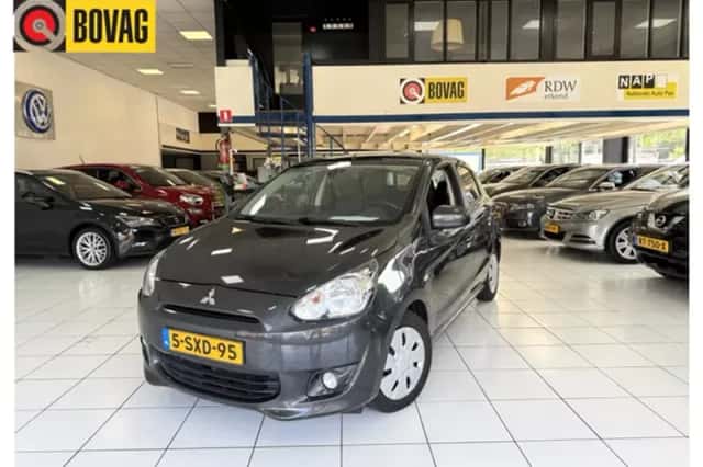 Mitsubishi Space Star (2013) thumbnail 1