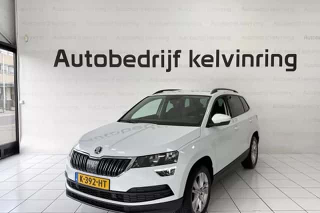 Škoda Karoq (2021) thumbnail 2