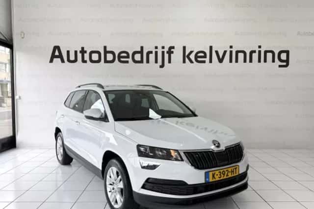 Škoda Karoq (2021) thumbnail 3