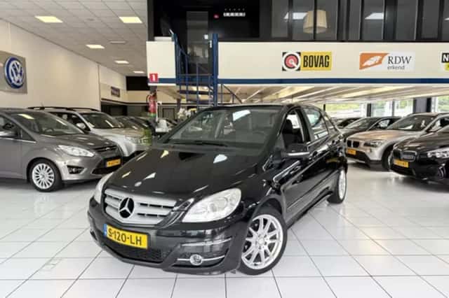 Mercedes-Benz B-Klasse (2010) thumbnail 1