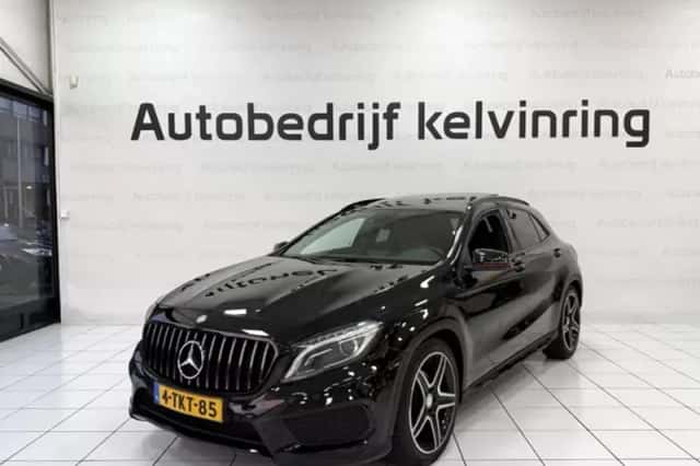 Mercedes-Benz GLA (2014) thumbnail 2