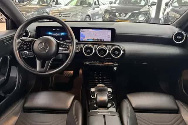 Mercedes-Benz A-Klasse (2019) thumbnail 4