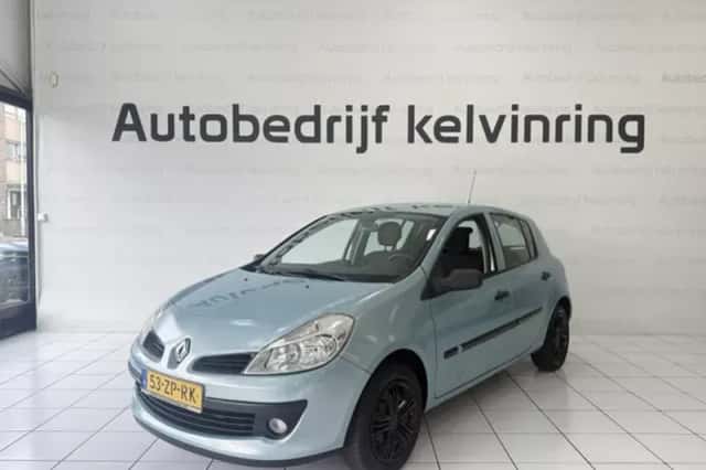 Renault Clio (2008) thumbnail 2