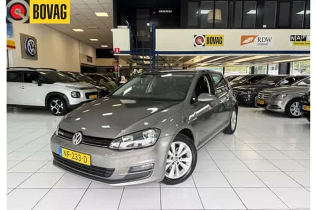Volkswagen Golf (2017) thumbnail 1