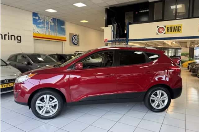 Hyundai Tucson (2011) thumbnail 6