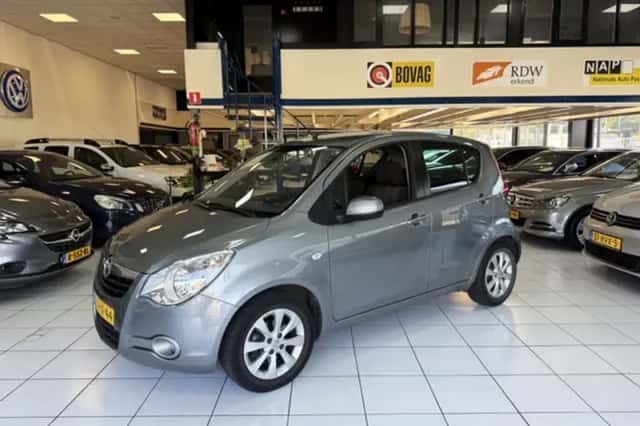 Opel Agila (2014) thumbnail 3