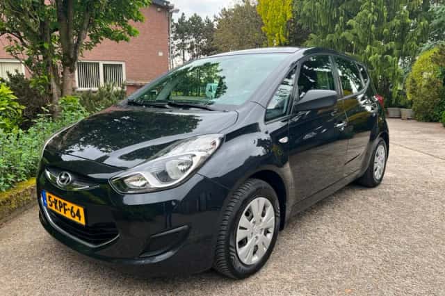 Hyundai ix20 (2011) thumbnail 3