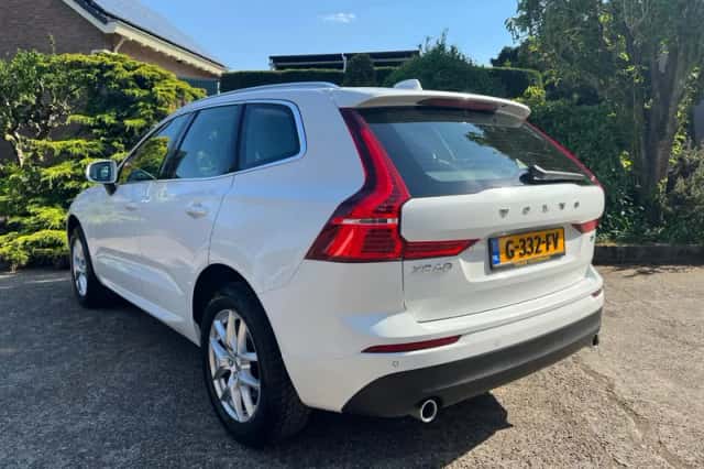 Volvo XC60 (2019) thumbnail 4