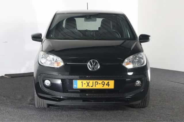 Volkswagen Up! (2014) thumbnail 3