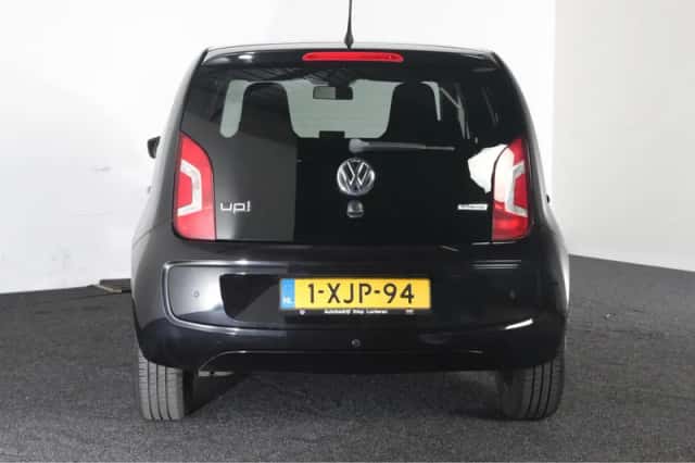 Volkswagen Up! (2014) thumbnail 6