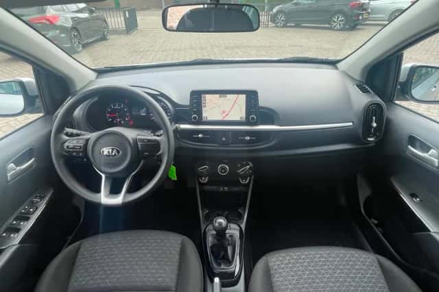 Kia Picanto (2018) thumbnail 6