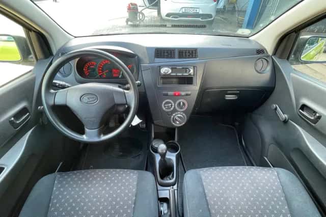 Daihatsu Cuore (2009) thumbnail 5
