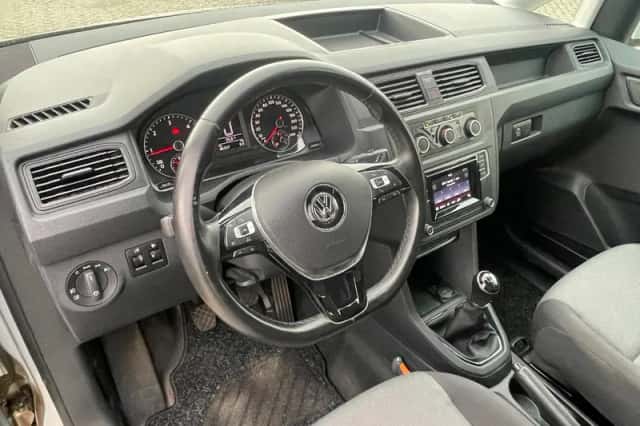 Volkswagen Caddy (2018) thumbnail 6