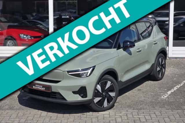 Volvo EX40 (2025) thumbnail 1