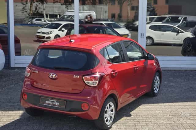 Hyundai i10 (2019) thumbnail 6