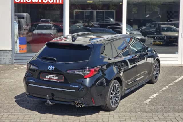 Toyota Corolla (2021) thumbnail 6