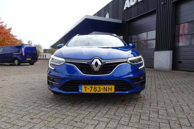 Renault Mégane (2023) thumbnail 4
