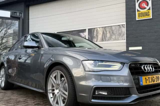 Audi A4 (2014) thumbnail 1