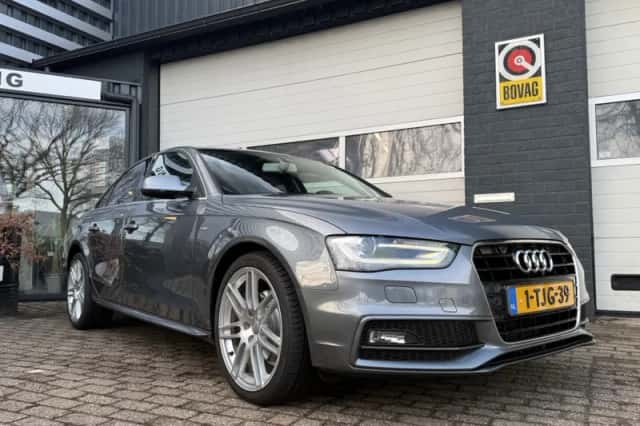 Audi A4 (2014) thumbnail 2