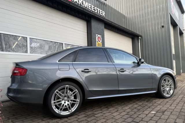 Audi A4 (2014) thumbnail 4