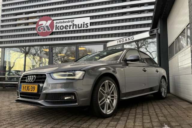Audi A4 (2014) thumbnail 6