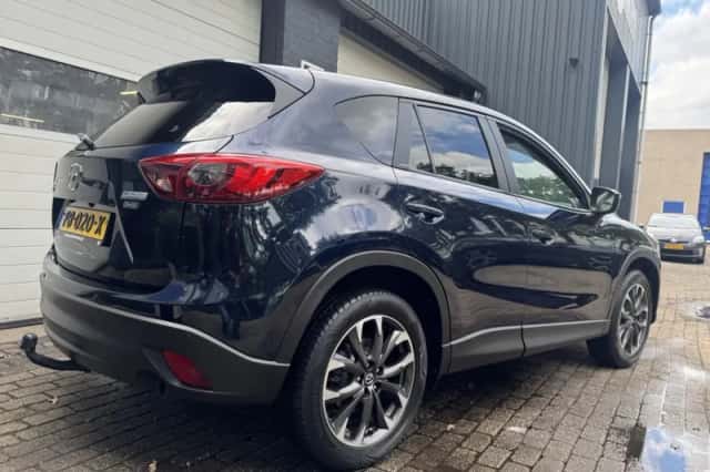 Mazda CX-5 (2017) thumbnail 4