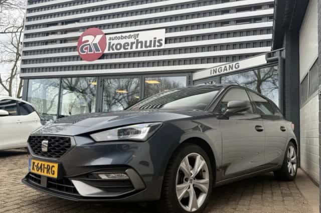 SEAT Leon (2021) thumbnail 6