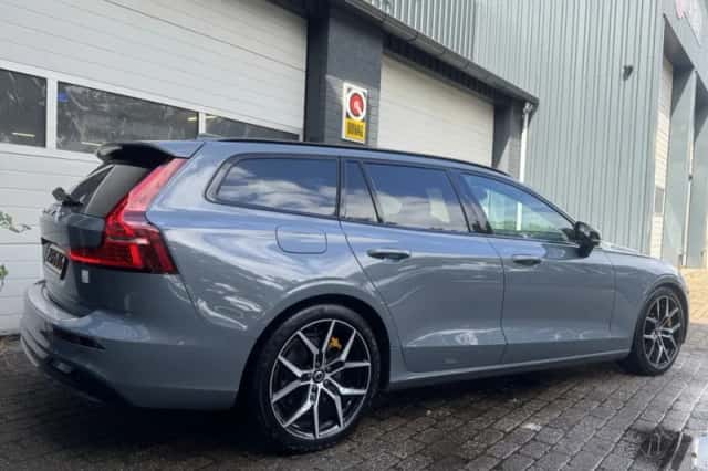 Volvo V60 (2024) thumbnail 5