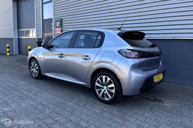 Peugeot 208 (2019) thumbnail 4