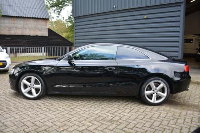 Audi A5 (2008) thumbnail 3