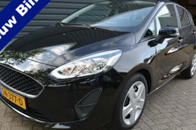 Ford Fiesta (2018) thumbnail 1
